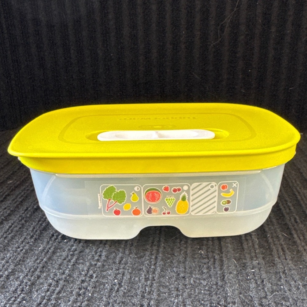 Tupperware #7287 or #7287B Fridge Smart Green Replacement Lid Only Fridgesmart